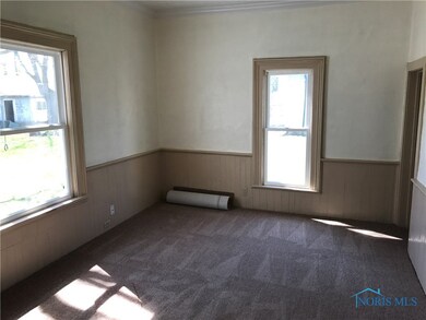 407 W Church St, West Unity, OH 43570 - photo 3