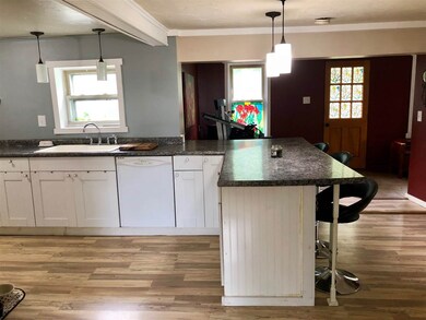 63 Paradise Rd, North Woodstock, NH 03262 - photo 6