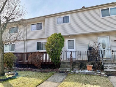 537-2 Willow Rd East