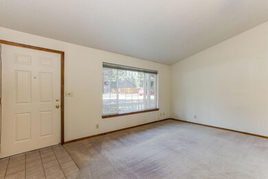 61056 Amethyst St, Bend, OR 97702 - photo 4
