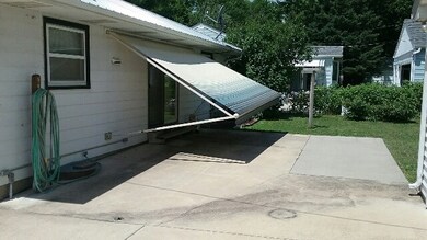 1726 Corning Ave, Waterloo, IA 50701 - photo 4