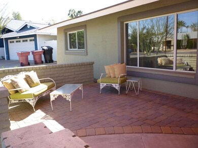 4-Paver Courtyard