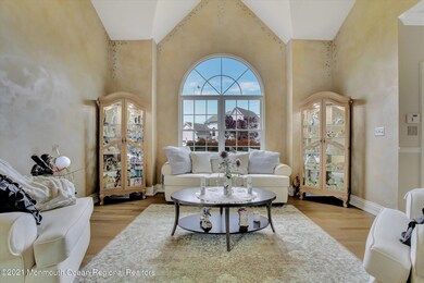 06-Living Room