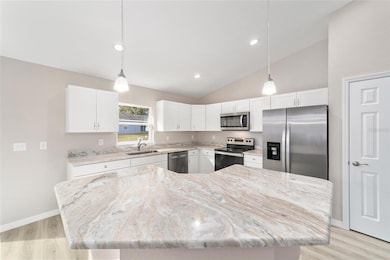 17682 SW 113th Place, Dunnellon, FL 34432 - photo 5