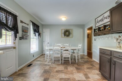 212 Victoria Dr, Ruther Glen, VA 22546 - photo 7