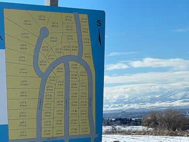 Details featuring mail area