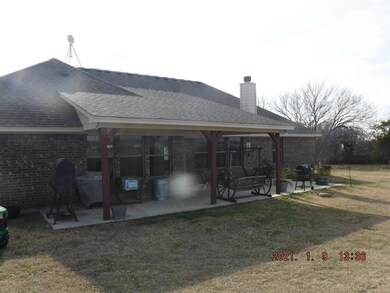 1490 Jay Bird Rd, Springtown, TX 76082 - photo 5