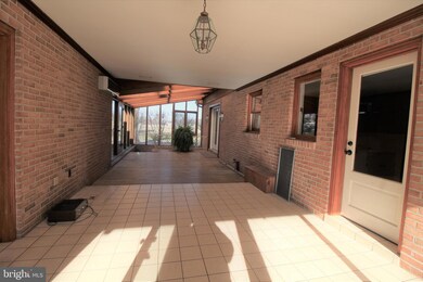 453 Martindale Rd, Ephrata, PA 17522 - photo 5