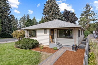 104 6th St, Cheney, WA 99004 - photo 3