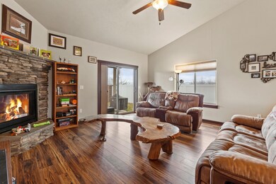 15076NPristineCir-4