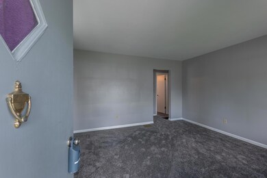 004P1281709