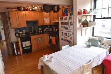 241 River St unit 4, Cambridge, MA 02139 - photo 3