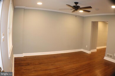 2124 Vailthorn Rd, Middle River, MD 21220 - photo 5