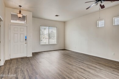6-630261209-07 Living Room
