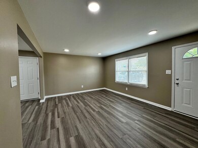 222 Beechwood Dr, Nicholasville, KY 40356 - photo 2