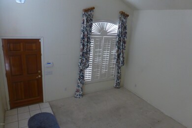 Living Room 2 (2)