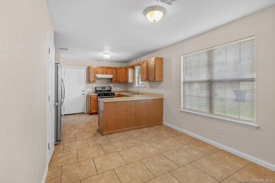 109 W Lyons St, Sulphur, LA 70663 - photo 5