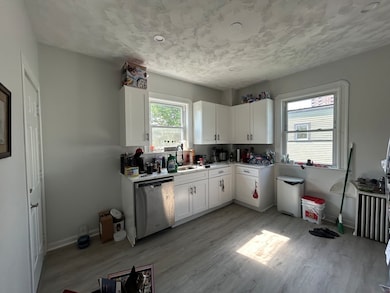 109 Walnut St unit 6, Somerville, MA 02145 - photo 2