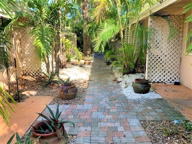 715 SW 14th Ave unit 2, Fort Lauderdale, FL 33312 - photo 2