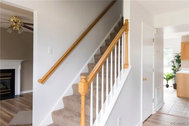 New Carpet Upstairs and Laminate extends into Clos