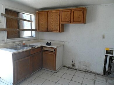 648 Mauer Rd, El Paso, TX 79915 - photo 4