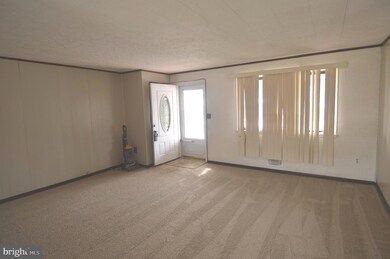 9742 Conmar Rd, Middle River, MD 21220 - photo 5