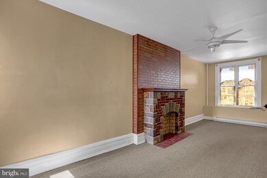 462 W Oley St, Reading, PA 19601 - photo 6