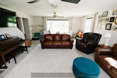 215 S 18th St, Aurora, NE 68818 - photo 7