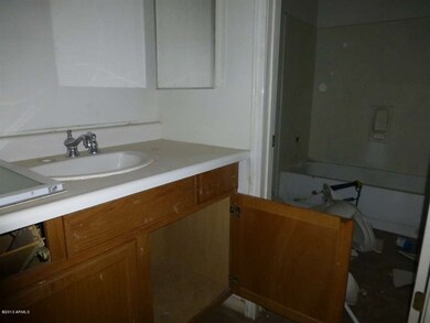Homes March 2013 258