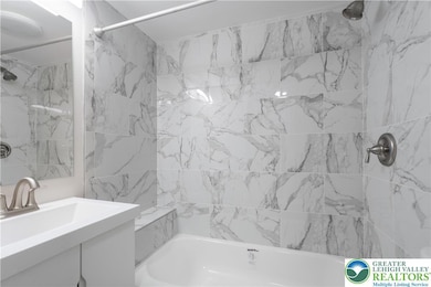 750 S Hall St, Allentown, PA 18103 - photo 6