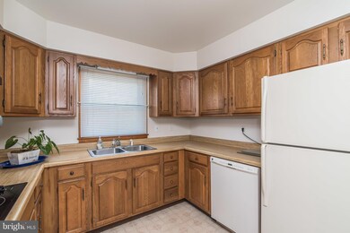 3208 Polar Ave, Halethorpe, MD 21227 - photo 4