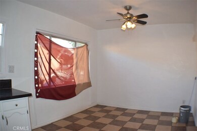 1319 E 118th St, Los Angeles, CA 90059 - photo 3