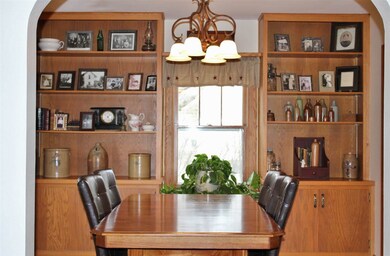 1928 Franklin St, Cedar Falls, IA 50613 - photo 6