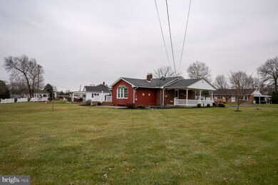 305 Reeser St, Leesport, PA 19533 - photo 5