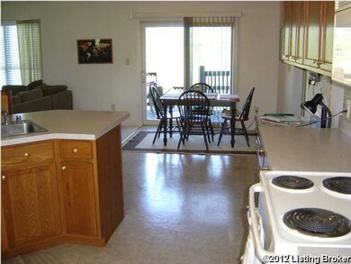 2017 Clark Pointe Dr, Crestwood, KY 40014 - photo 6