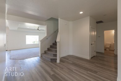 3261 E Red Cedar Dr-Cox Team-05
