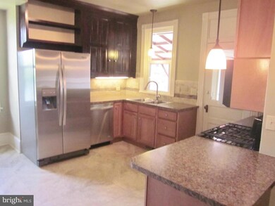 129 Pearl St, Lancaster, PA 17603 - photo 7