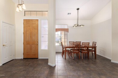 Dining Room & Entry