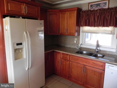 24 Peartree Ln, Willingboro, NJ 08046 - photo 7