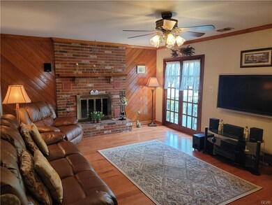 1919 Belleview Dr, Whitehall, PA 18052 - photo 4