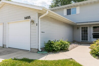 1495 Daleview Dr unit 2, Marion, IA 52302 - photo 4