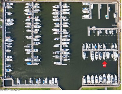 G7 Easy to Dock Location