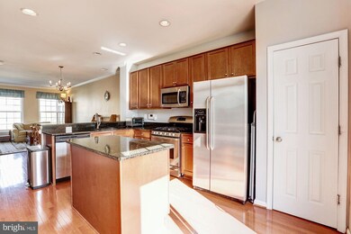15628 John Diskin Cir unit 176, Woodbridge, VA 22191 - photo 6