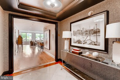 The Ritz-Carlton Residences, Baltimore, MD 21230 - photo 4