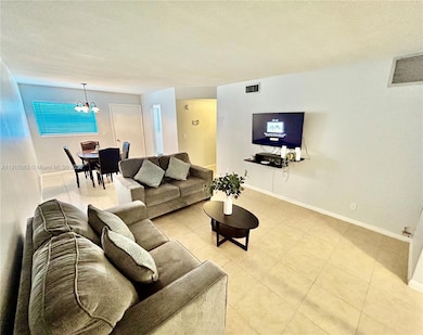 2213 NE 1st Ct unit 203, Boynton Beach, FL 33435 - photo 6