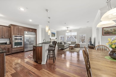 4929 Forest Ave unit 2E, Downers Grove, IL 60515 - photo 2