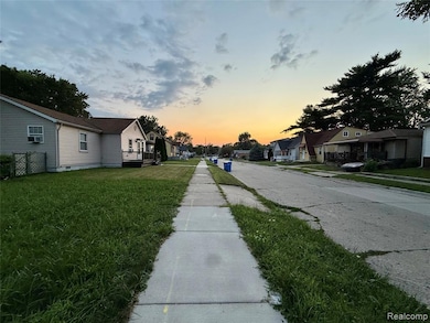 11060 Republic Ave, Warren, MI 48089 - photo 4