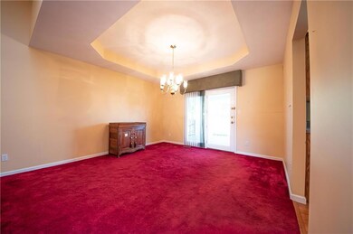 3290 Queensbury Dr, Columbus, IN 47203 - photo 6