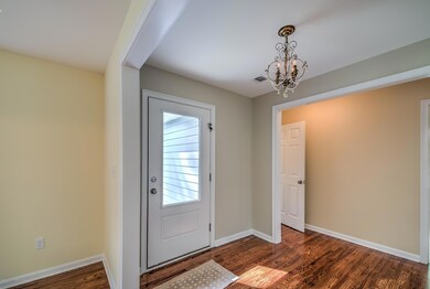 002_FOYER