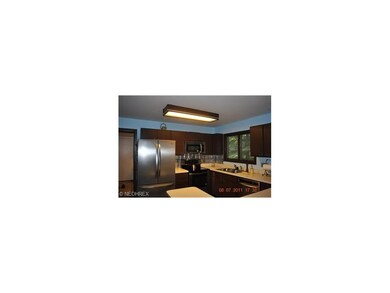 Stainless steel appliances stay.